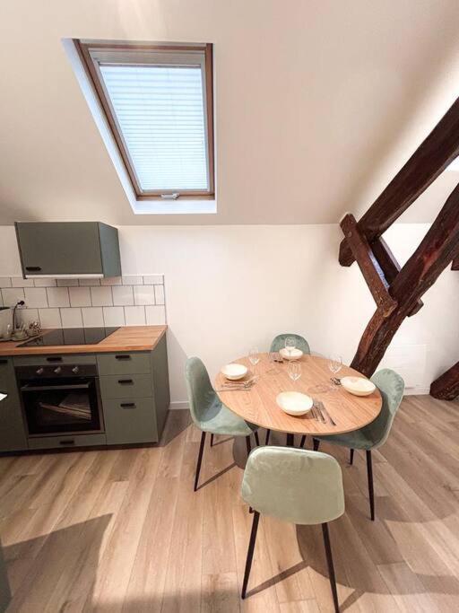 Le Cocoon Choisy-Le-Roi - Wifi, Parking Gratuit, Rer C Appartement Buitenkant foto